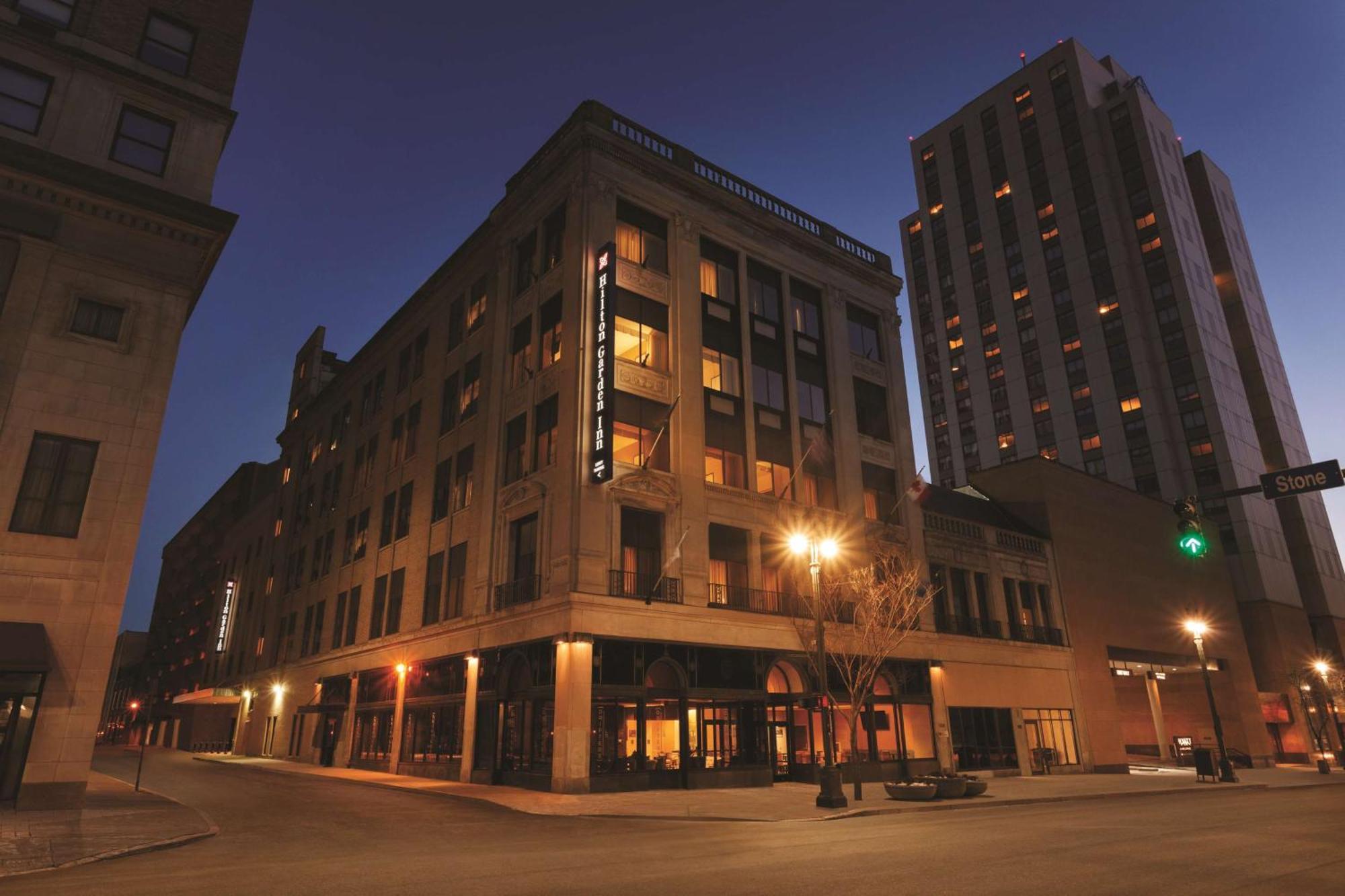 Hilton Garden Inn Rochester Downtown Exterior foto